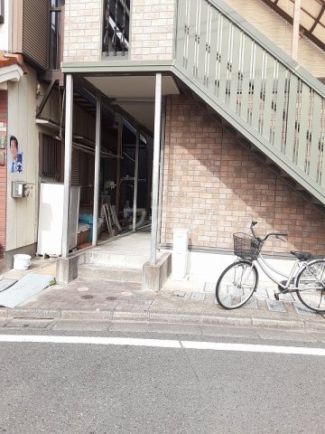 25/28 エントランス