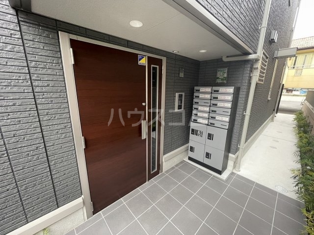 3/7 エントランス