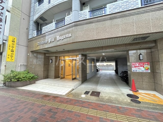 17/25 エントランス