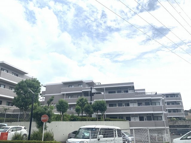 2/4 外観