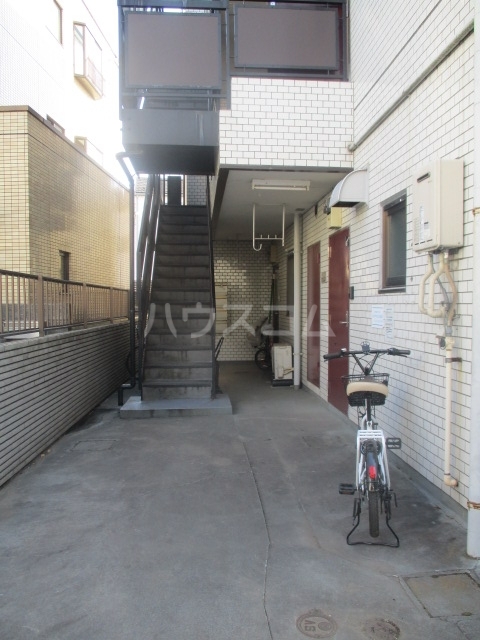 3/6 エントランス