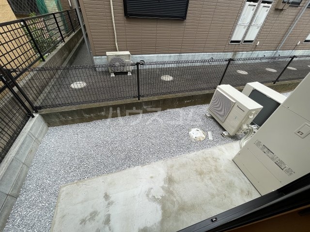 25/30 バルコニー