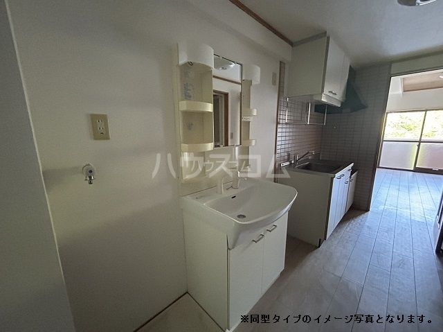13/29 洗面