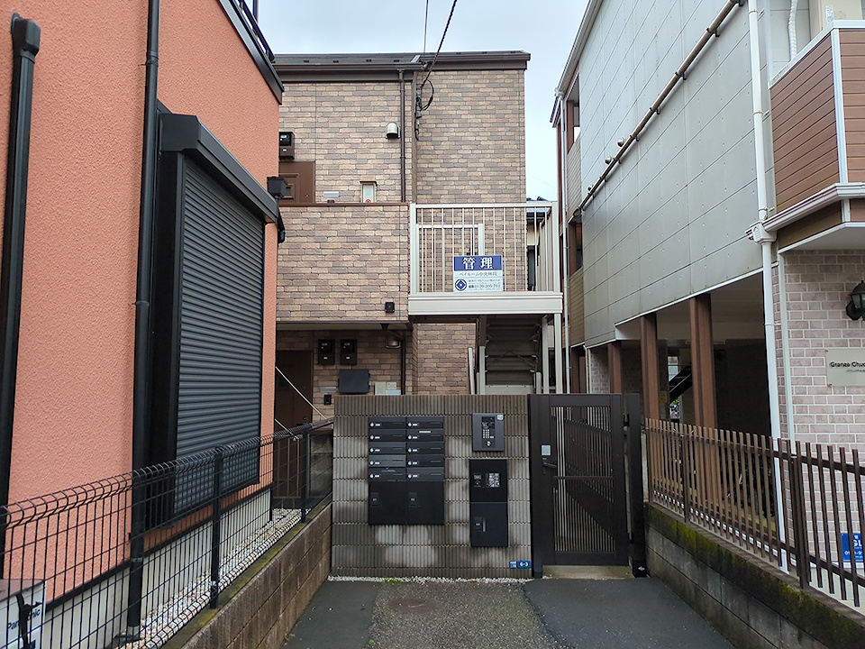 2/30 外観