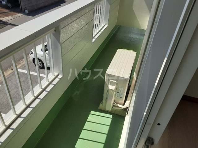 18/27 バルコニー