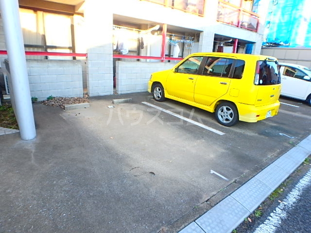 2/10 駐車場