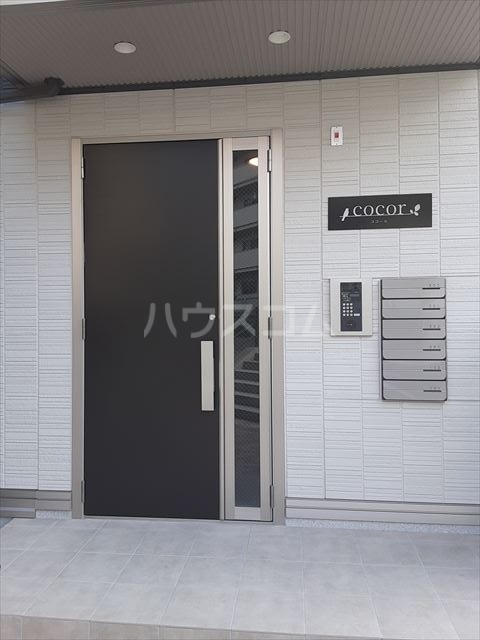 21/29 エントランス