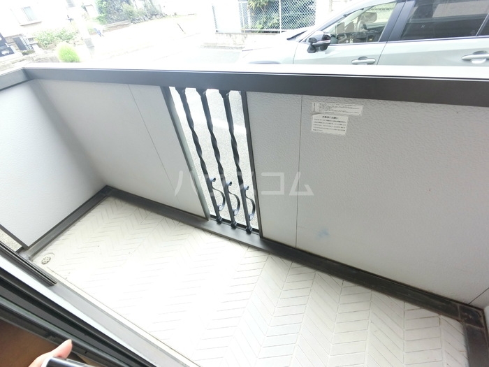 13/22 バルコニー