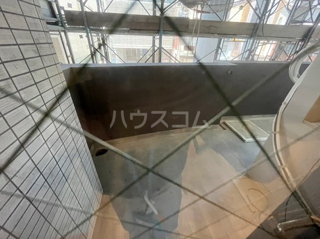 18/30 バルコニー