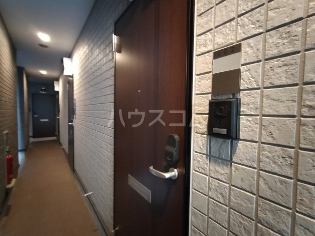 14/30 玄関