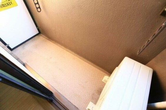 16/25 バルコニー