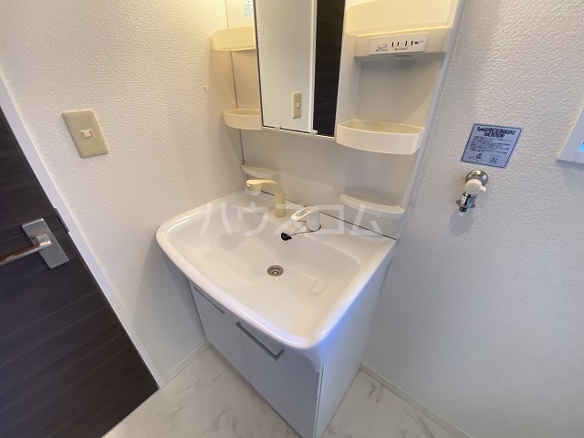 17/30 洗面