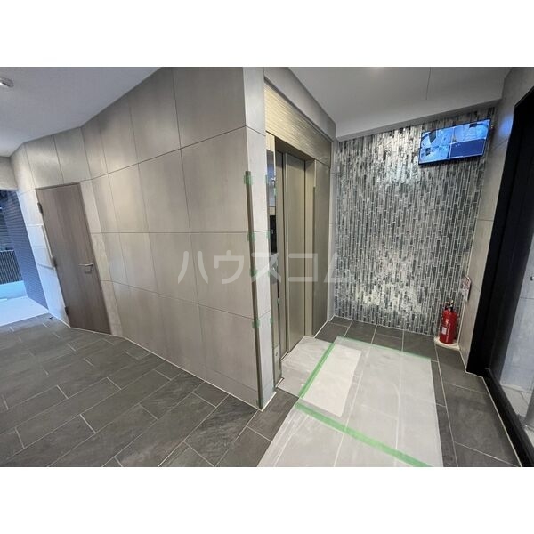 2/8 エントランス