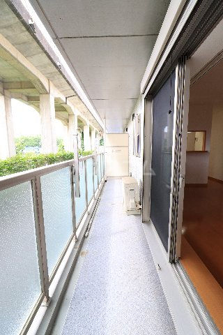 21/30 バルコニー