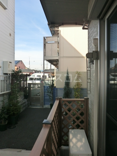 17/27 バルコニー
