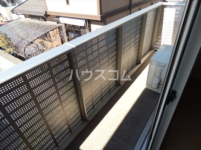 17/28 バルコニー