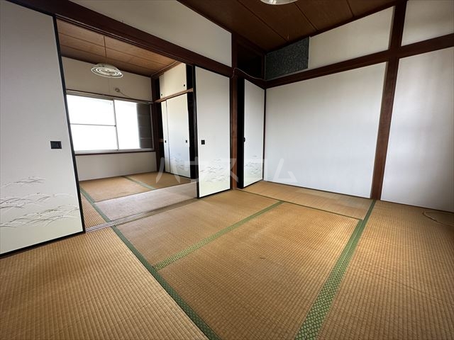 8/25 寝室