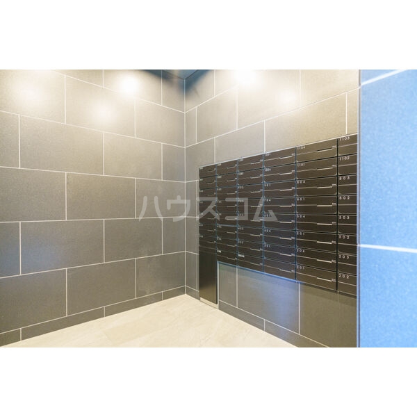 17/24 エントランス