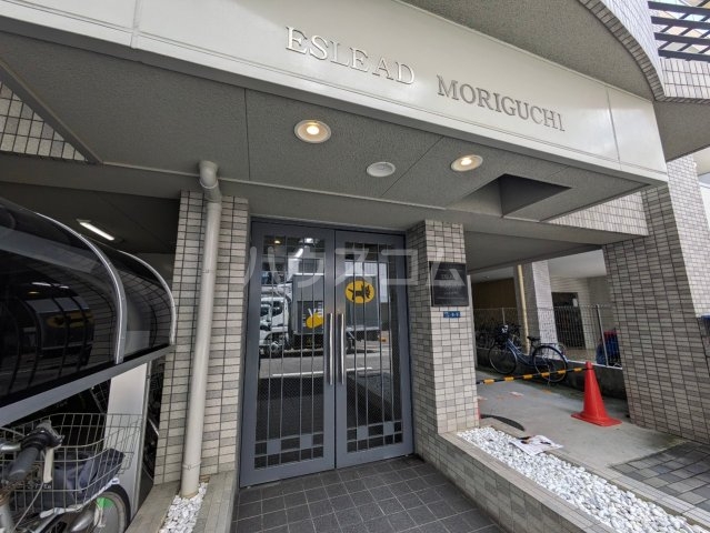 3/4 エントランス