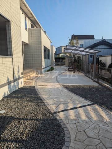 17/18 エントランス