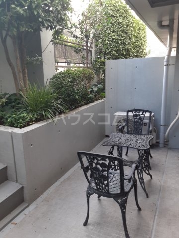 20/30 バルコニー