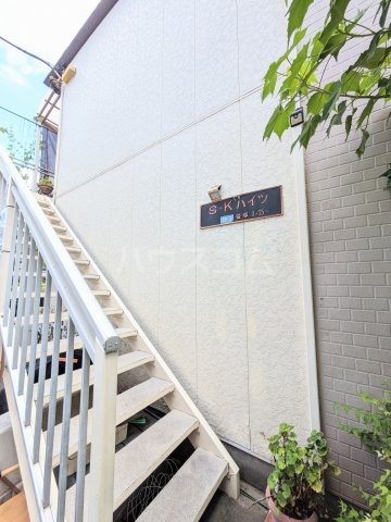 22/30 エントランス