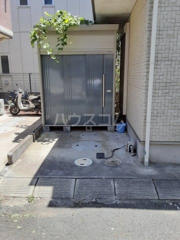 25/30 駐車場