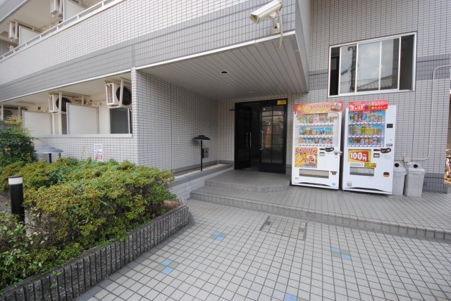 3/7 エントランス