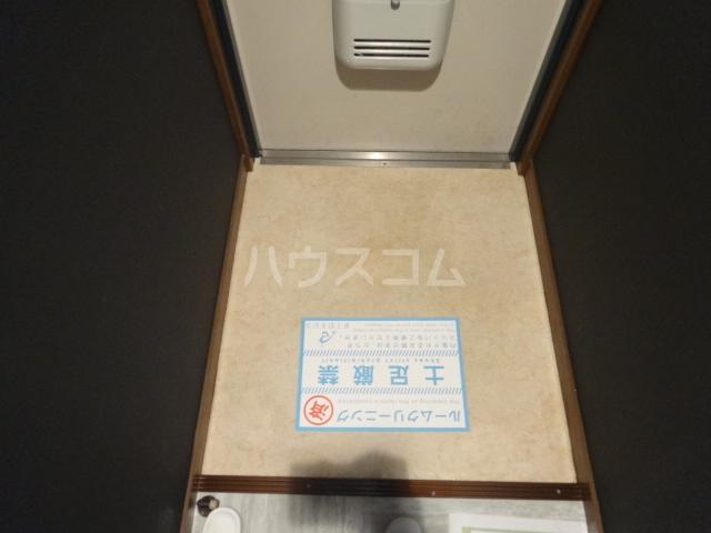 14/30 玄関