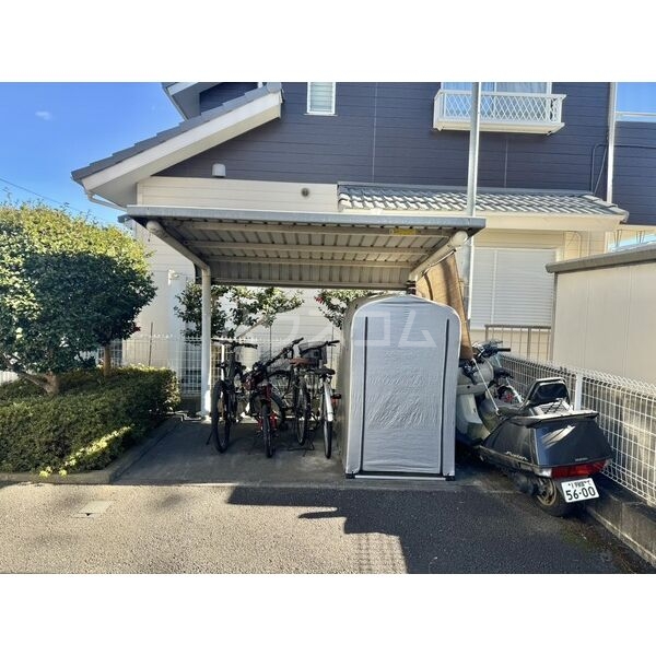 15/16 エントランス