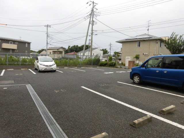 2/2 駐車場