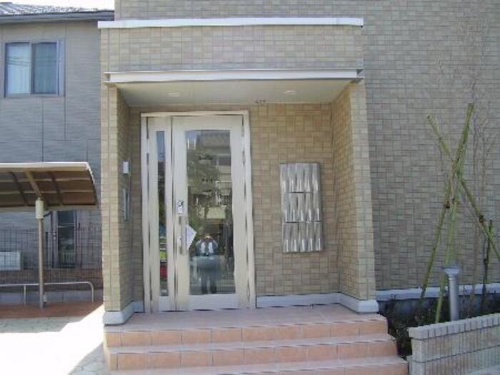 2/8 エントランス