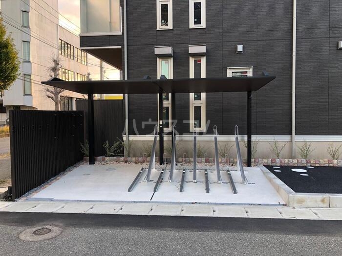 18/19 駐車場