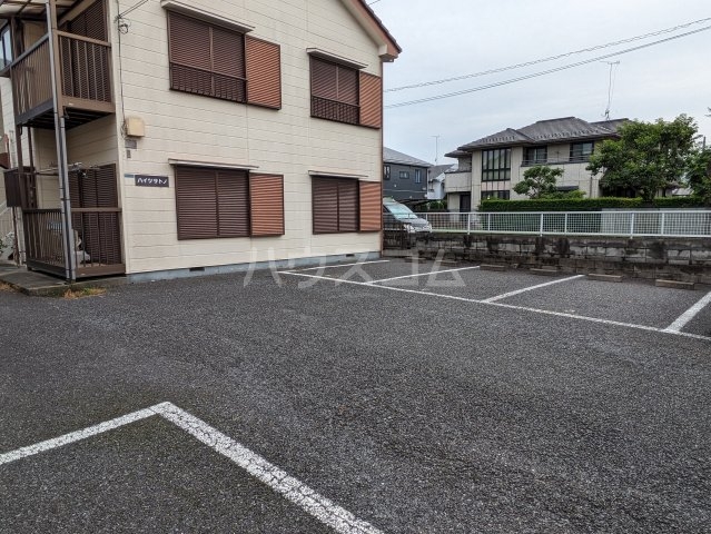 19/28 駐車場