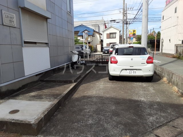 22/24 駐車場