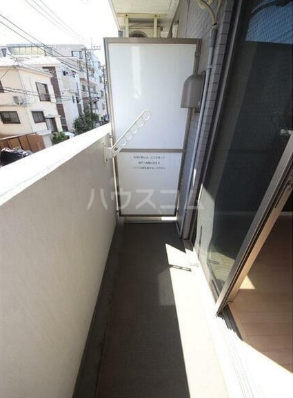 13/20 バルコニー