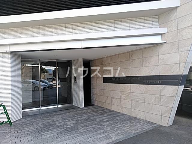 20/24 エントランス