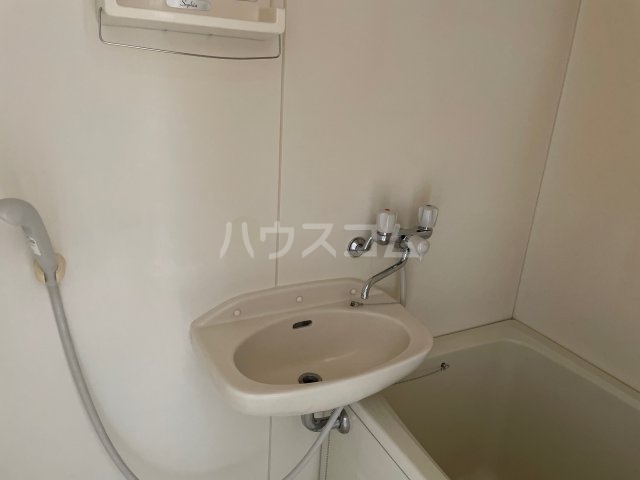 15/30 洗面