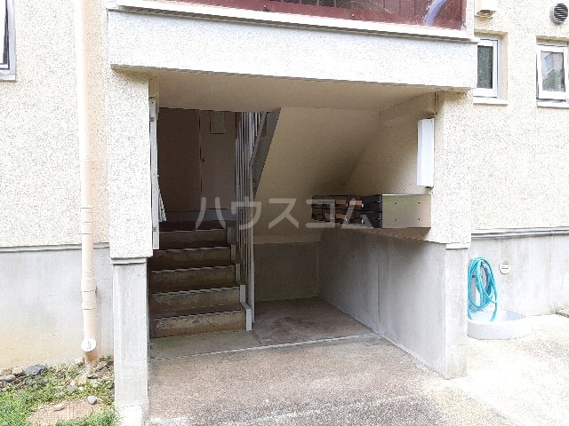 29/30 エントランス