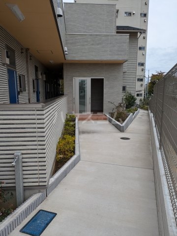 19/28 エントランス