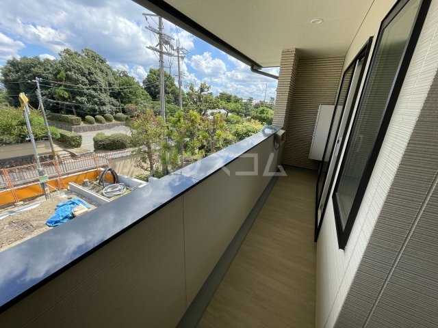 23/30 バルコニー