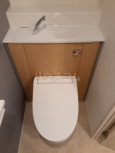 13/30 トイレ