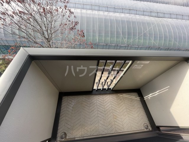 20/30 バルコニー