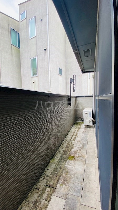 16/19 バルコニー