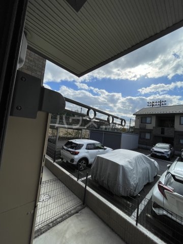 28/30 駐車場