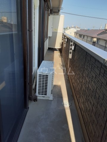15/28 バルコニー
