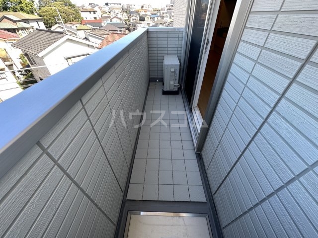 20/30 バルコニー