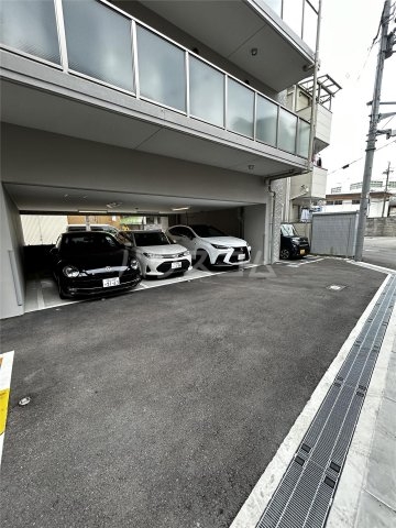 19/27 駐車場
