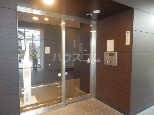 22/25 エントランス