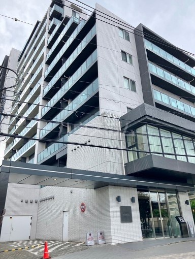 23/25 エントランス